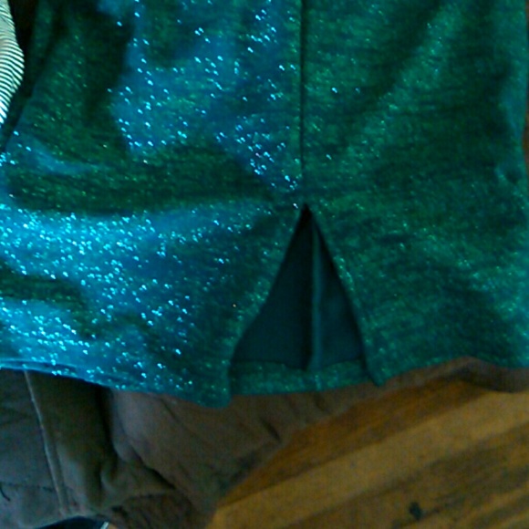 Dress - Picture 5 of 5